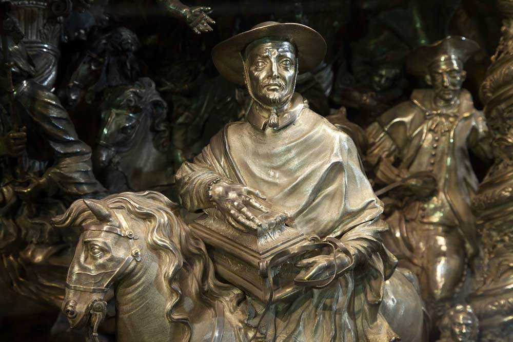 A Chi Appartiene Il Tesoro Di San Gennaro